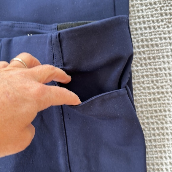 Betabrand Navy Work Pant Yoga Pant 2 Pocket - Medium - Picture 6 of 7